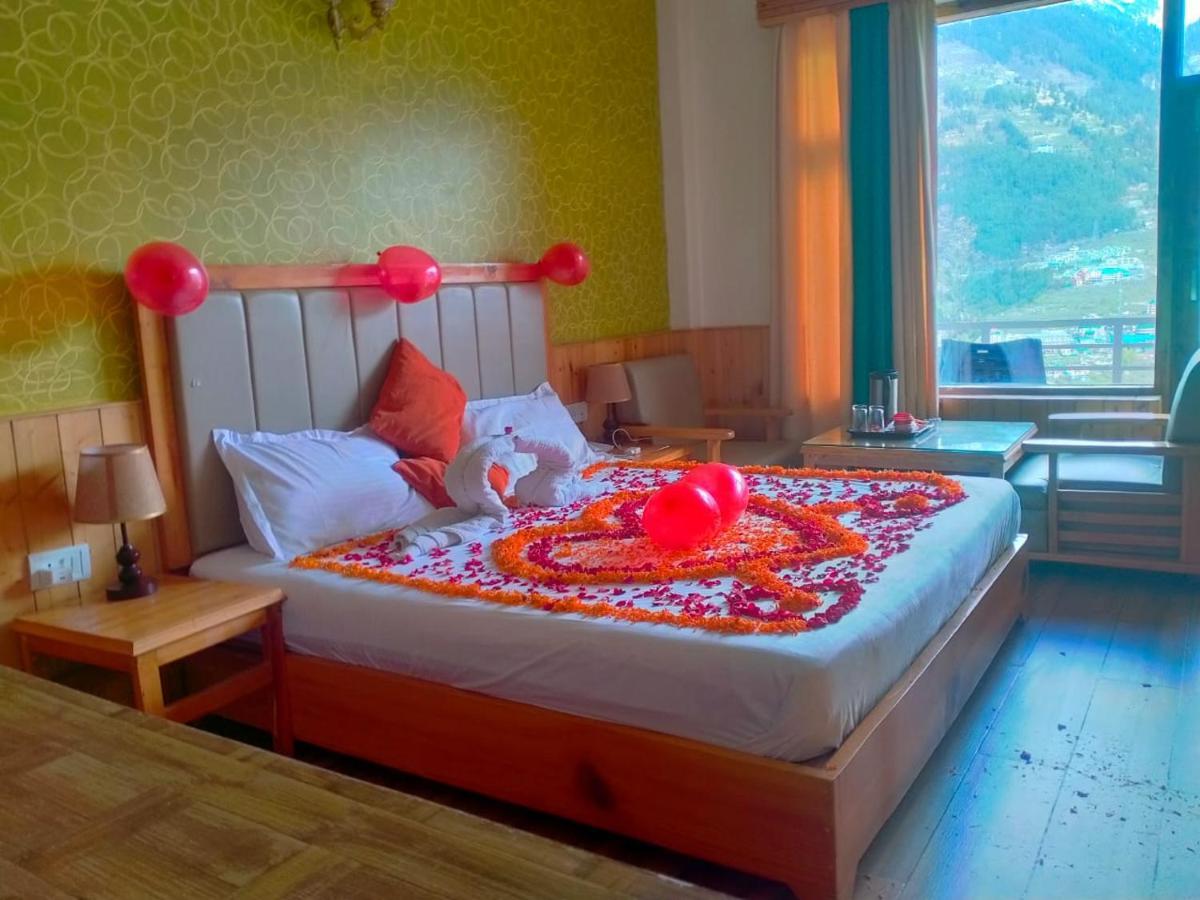 Hotel Seven Hills Manali 외부 사진
