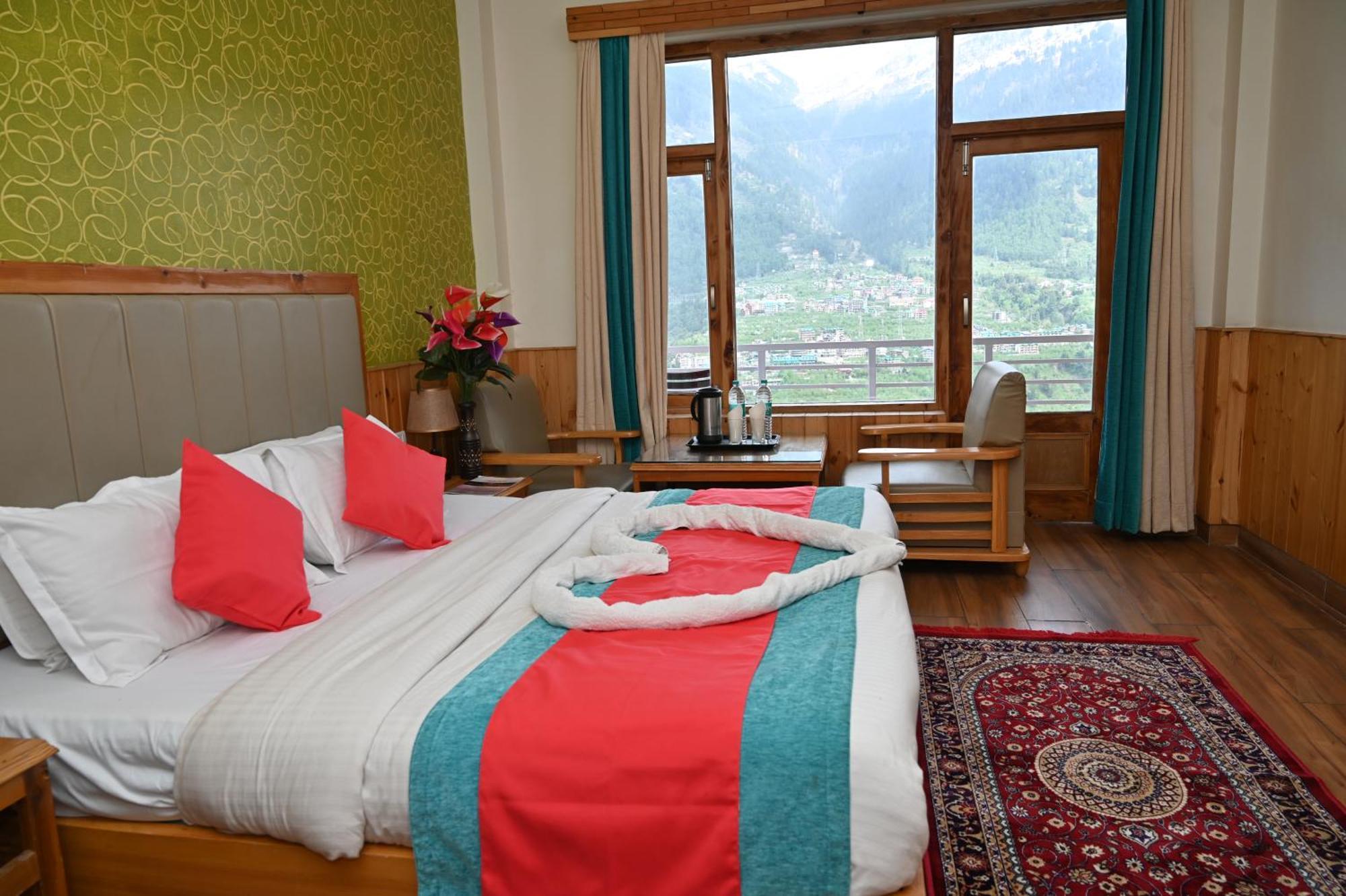 Hotel Seven Hills Manali 외부 사진